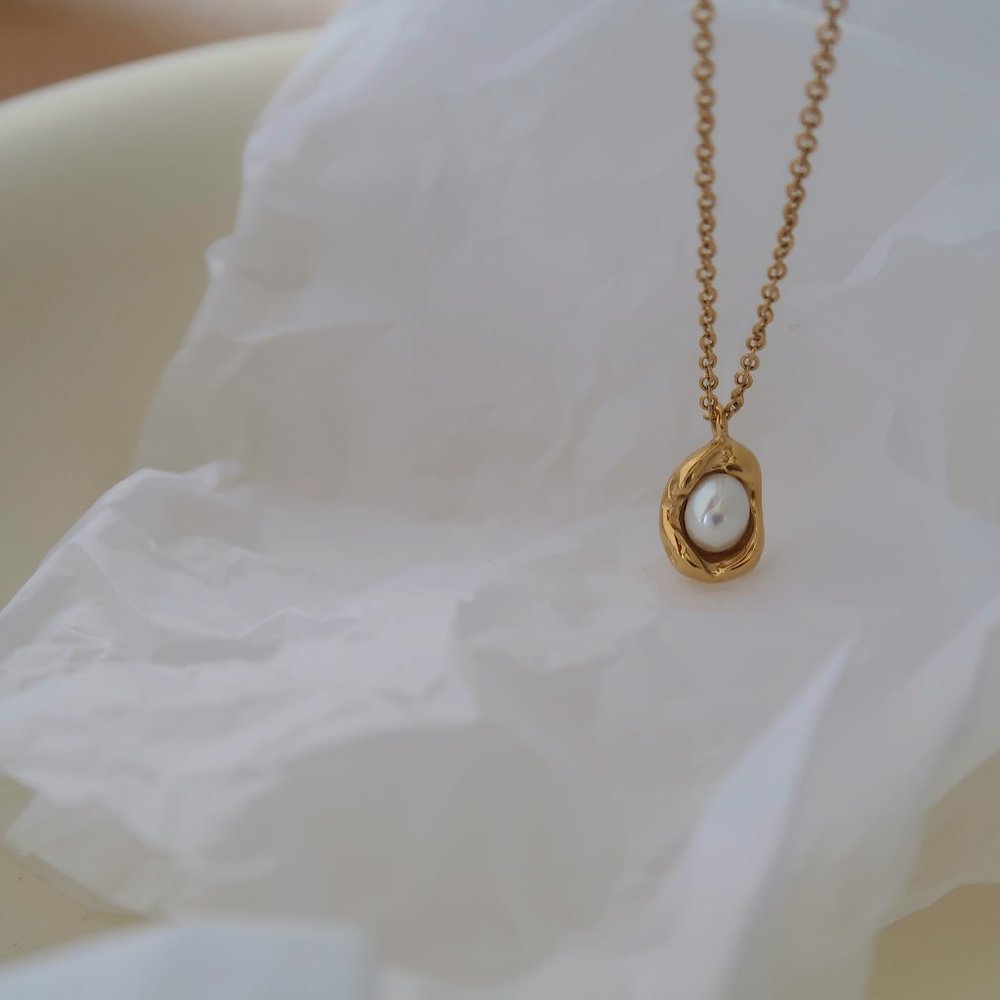 NEW 18K Gold Plated Fresh Water Pearl Necklace - Picture 4 of 9